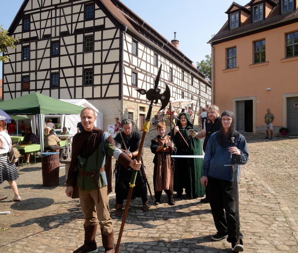 In der alten Mälzerei zeigten die Mitglieder der Zeitzer Kampfkunst und Charakterschule ihren Darbietungen.