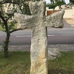 Ein besonderes Denkmal: Das Oechlitzer Steinkreuz
