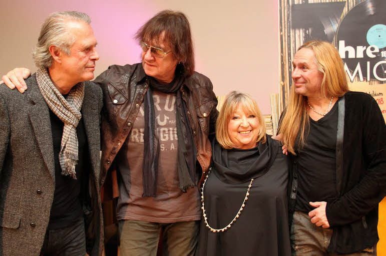 Jörg Stempel, „Maschine“, Angelika Mann und Uwe Hassbecker.