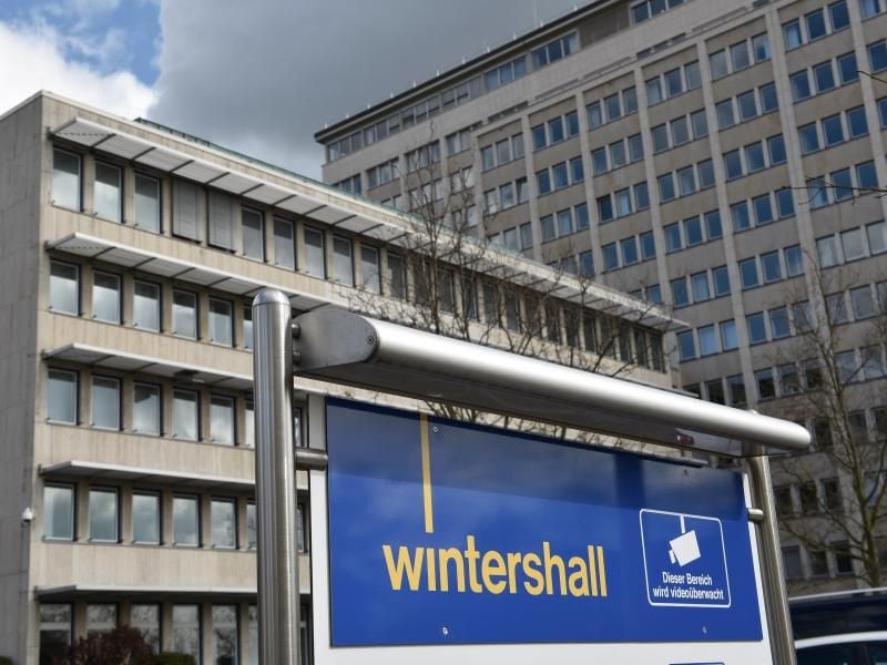 Blick auf die Zentrale der Wintershall Holding GmbH. Foto: Uwe Zucchi/Archiv