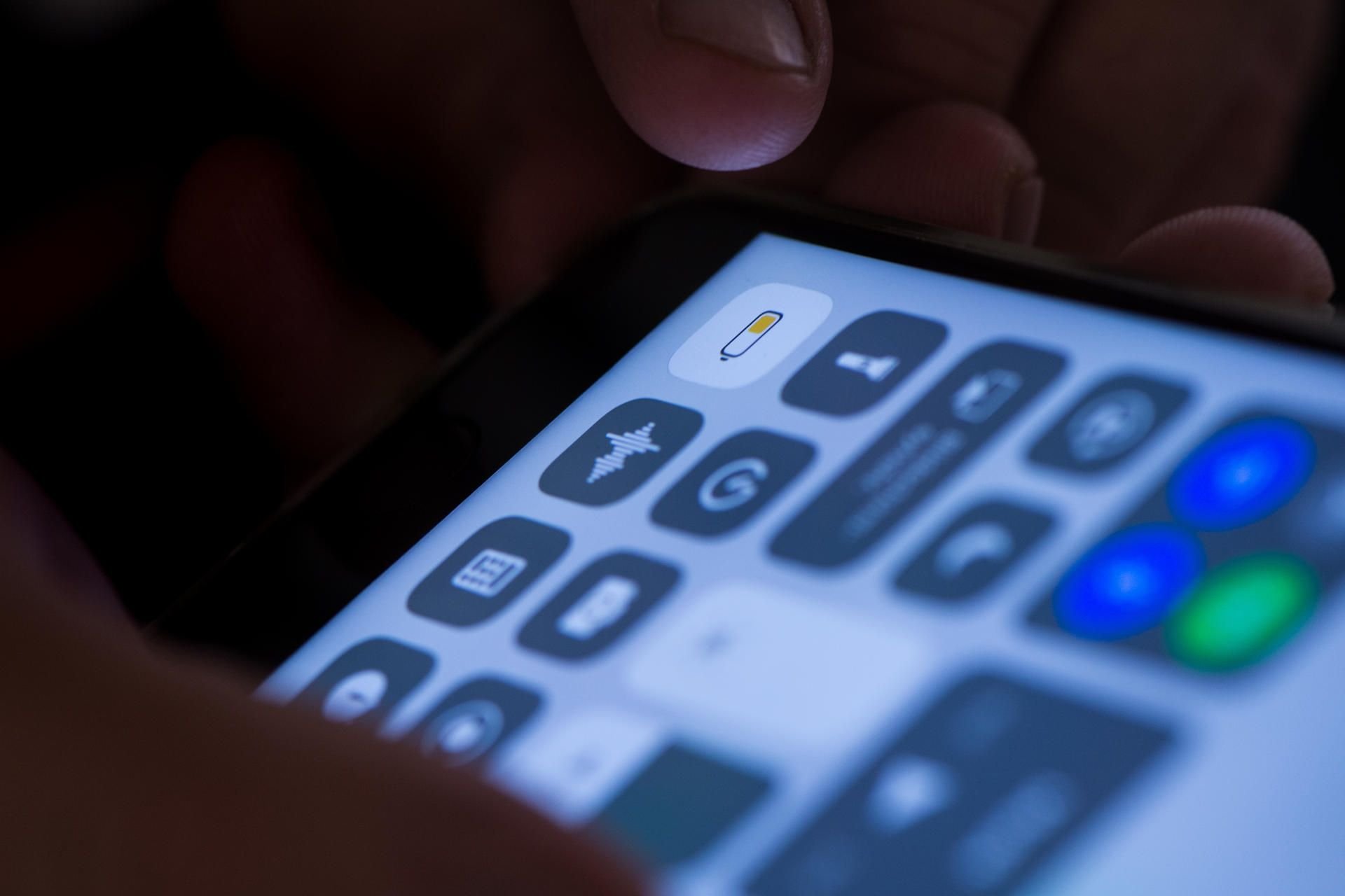Im neuen Kontrollzentrum von iOS 11 kann man sich den Stromsparmodus direkt einrichten.