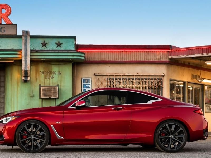 Auffälliges Design und in der Basismotorisierung 211 PS unter der Haube - der neue Infiniti Q60. Foto: Infiniti