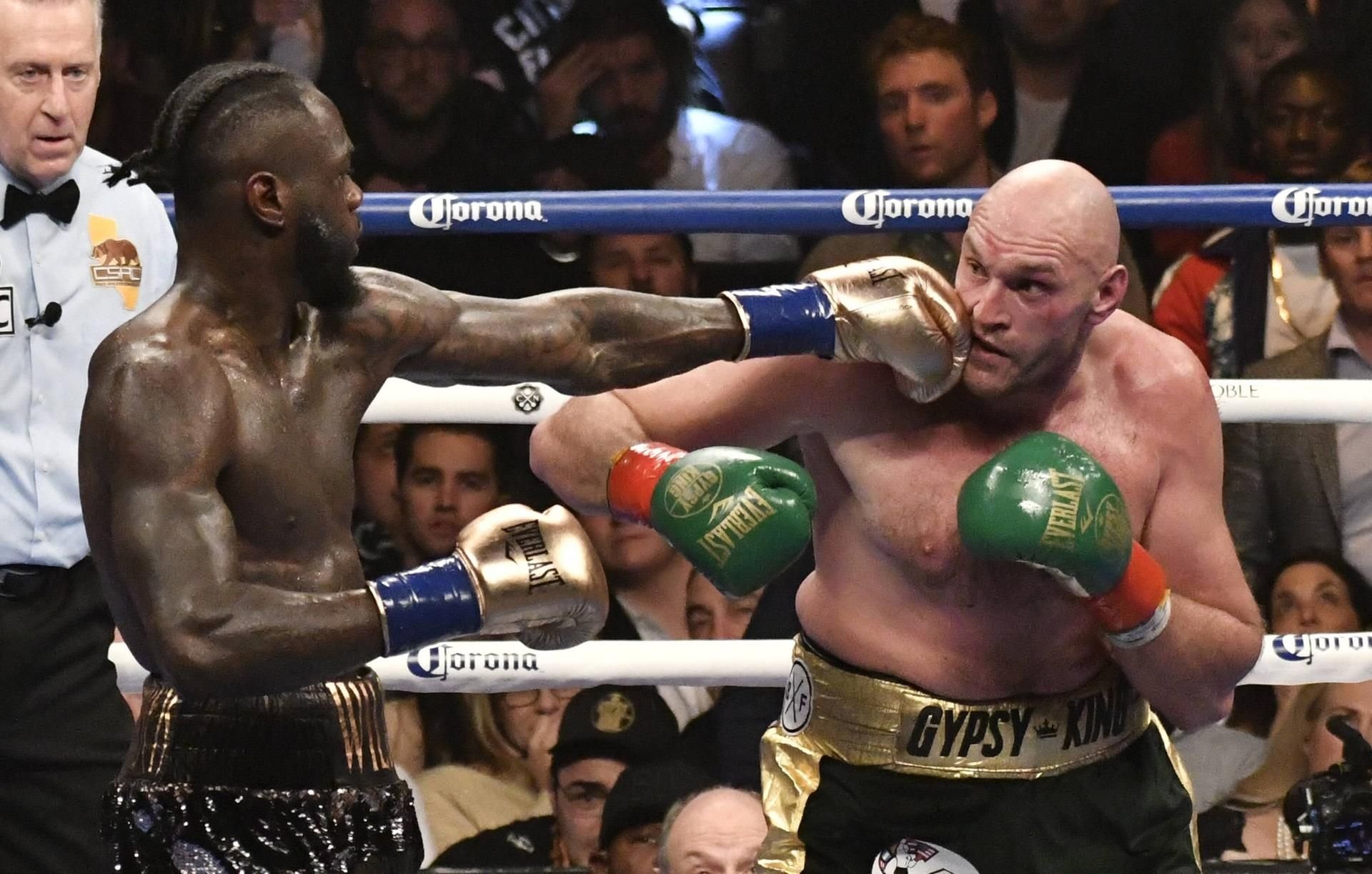 Der erste Kampf zwischen Deontay Wilder (l.) und Tyson Fury (r.) endete unentschieden,