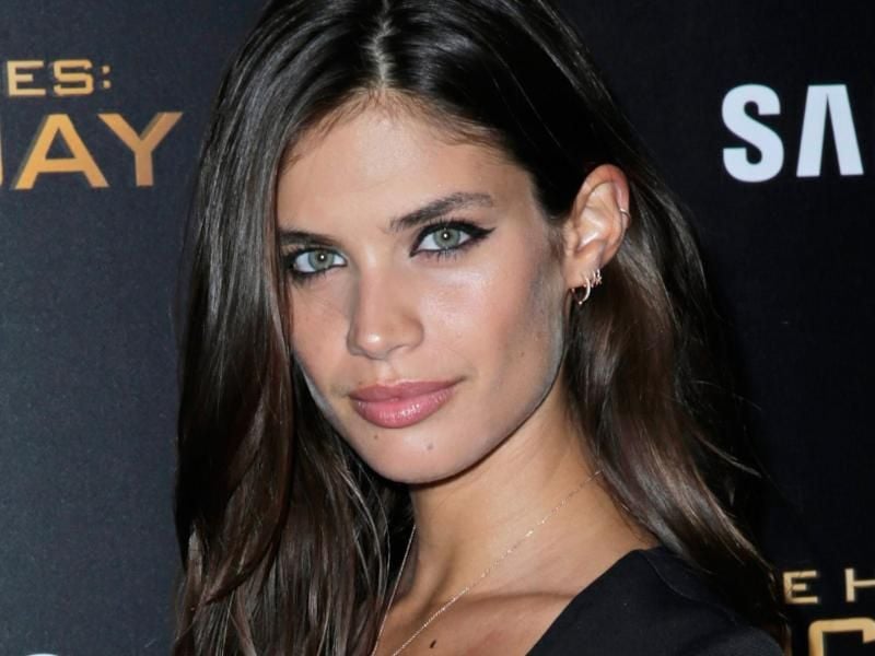 Das potugiesiche Model Sara Sampaio ist sauer auf Paparazzi. Foto: Peter Foley