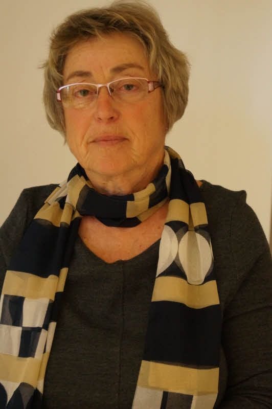 Gisela Kießling berät Patienten als Zahnärztin im Ruhestand.