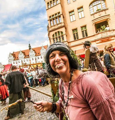 Corinna Kohnert ist vom Umzug beim Wittenberger Stadtfest nicht wegzudenken.