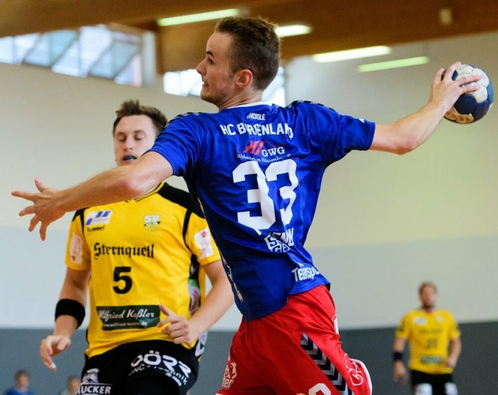 Linksaußen Niklas Hagenow, Neuzugang vom SC DHfK Leipzig, erzielte in Dessau zwei Tore für die HCB-Männer.