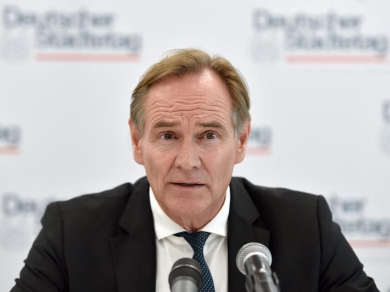 Burkhard Jung (SPD) ist der Oberbürgermeister der Stadt Leipzig. Foto: Caroline Seidel/dpa