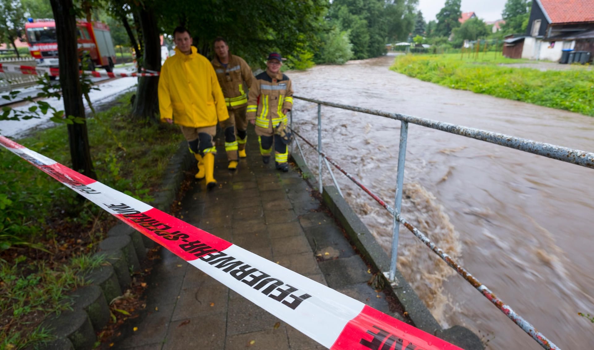 Dauerregen Lässt Flusspegel Steigen: Hochwasser-Gefahr An Holtemme Und Ilse