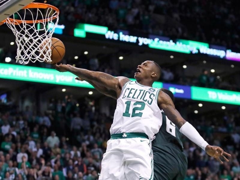 Erzielte 26 Treffer gegen die Milwaukee: Terry Rozier. Foto: Charles Krupa