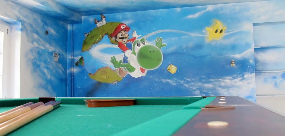 Mario und Yoshi als Wanddeko im Kinderplaneten