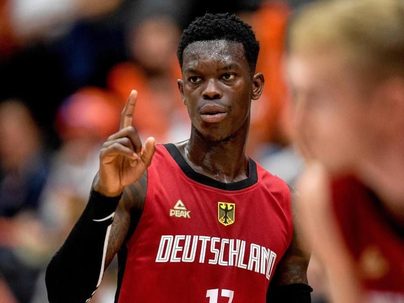 Die Schnelligkeit von Aufbauspieler Dennis Schröder ist überragend. Foto: Axel Heimken