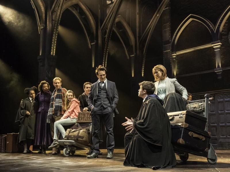 Eine Szene des Theaterstücks „Harry Potter und das verwunschene Kind” am Londoner Palace Theatre. Foto: Manuel Harlan/Premier PR
