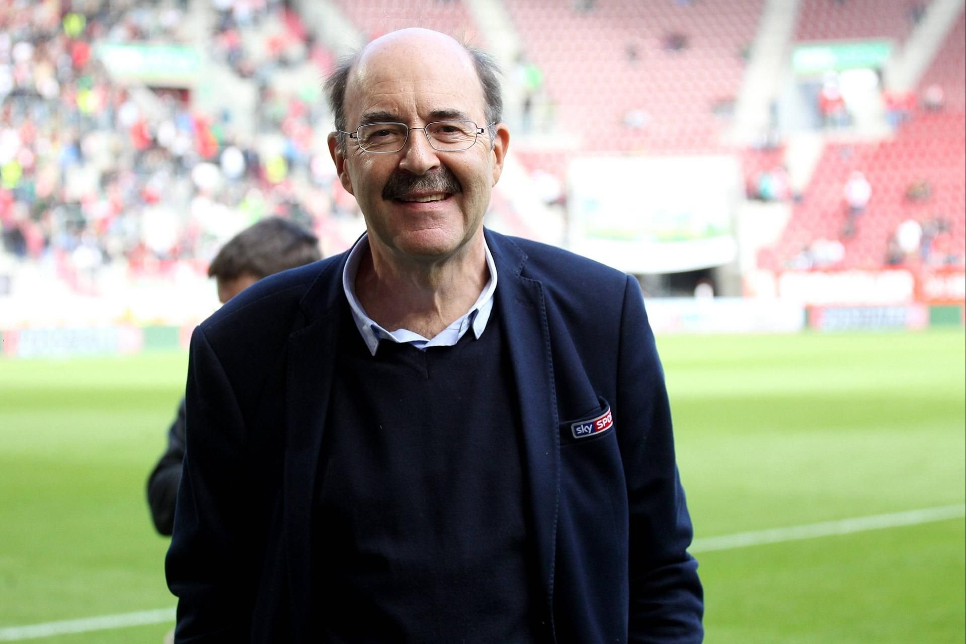 Fritz von Thurn und Taxis kommentiert am Samstag seines letztes Fußballspiel.