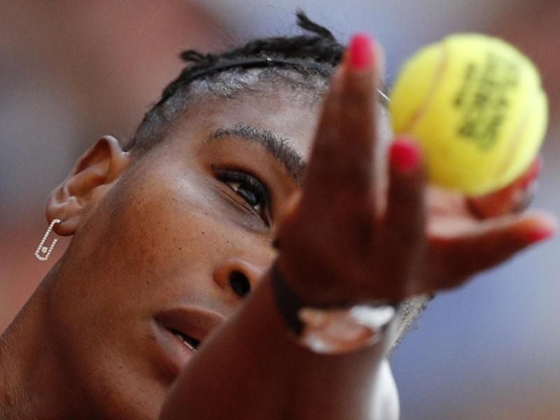 Serena Williams wird bei den French Open nicht gegen Maria Scharapowa antreten. Foto: Christophe Ena/AP