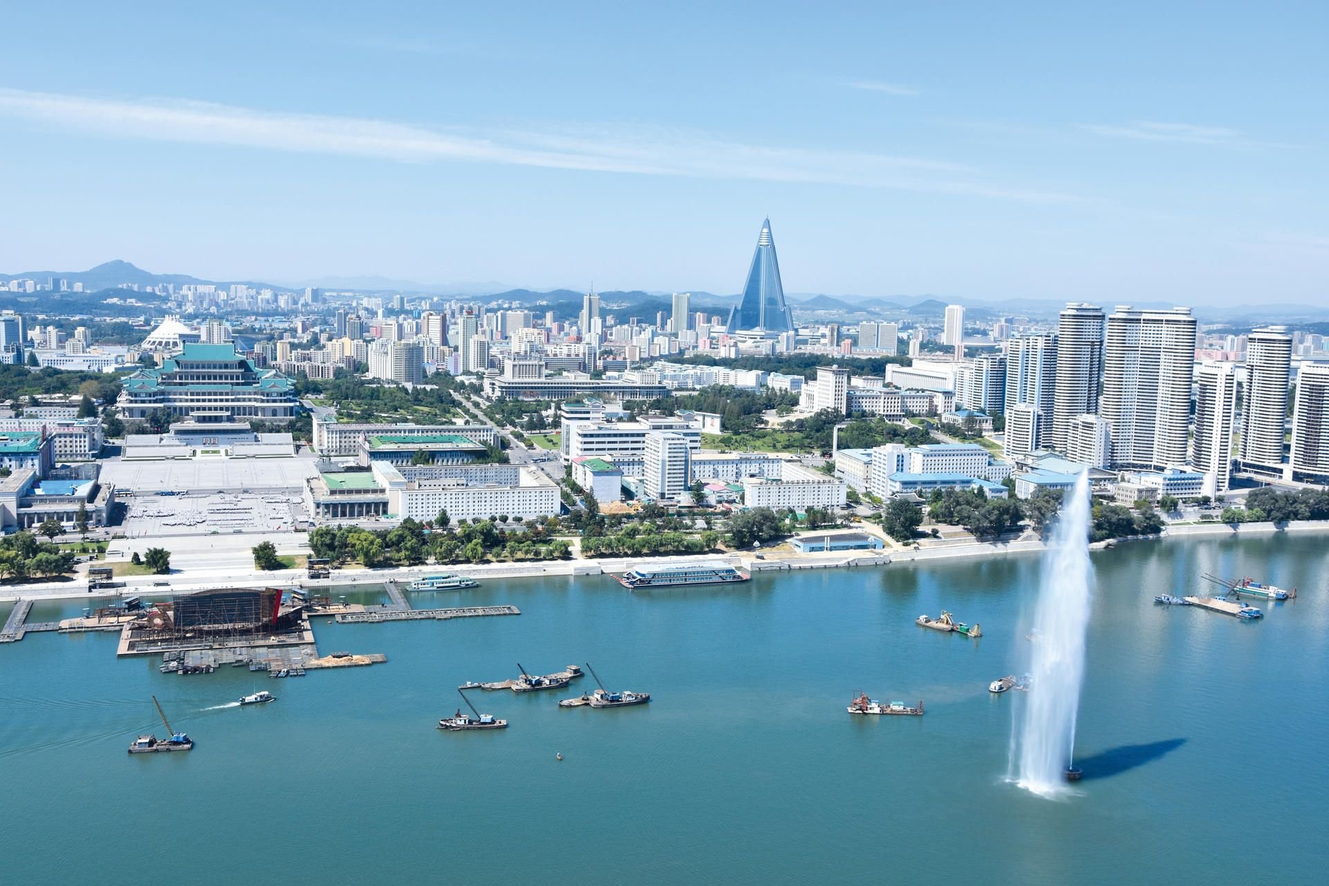 Auf einer Nordkorea-Reise spielen sich viele Programmpunkte in der Hauptstadt Pjöngjang ab - eigene Erkundungen dürfen Touristen dort aber nicht unternehmen.