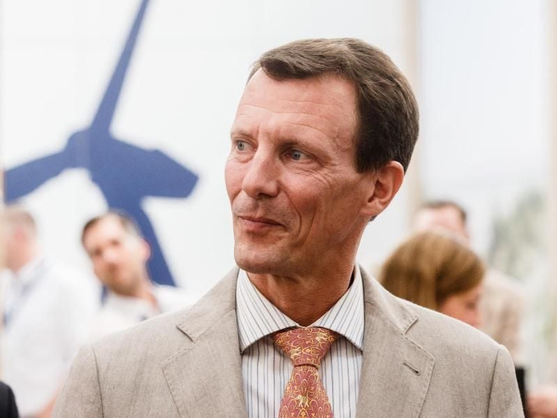Prinz Joachim zu Dänemark 2017 auf der Windenergie-Fachmesse „HUSUM Wind”. Foto: picture alliance / Markus Scholz/dpa