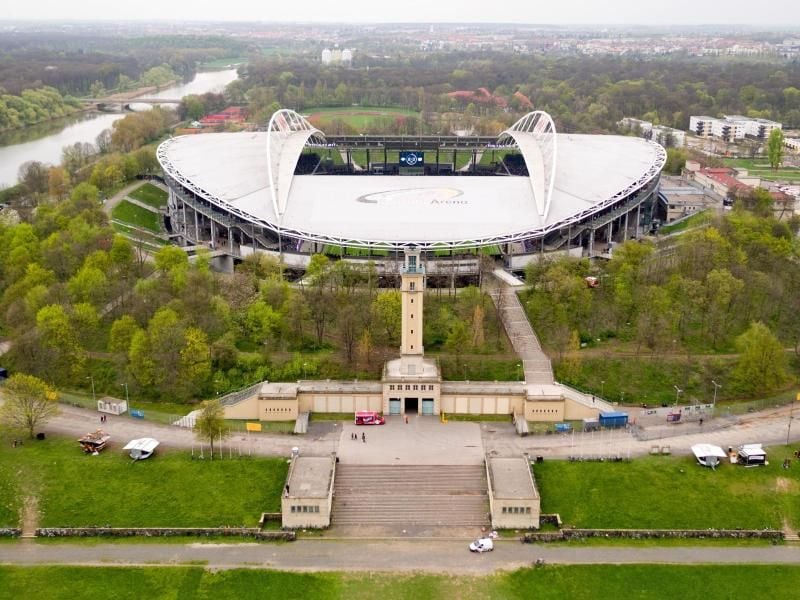 Die Red-Bull-Arena bietet derzeit nur 1300 VIP-Gästen Platz. Die FIFA fordert aber mindestens 1700 Plätze. Foto: Jan Woitas