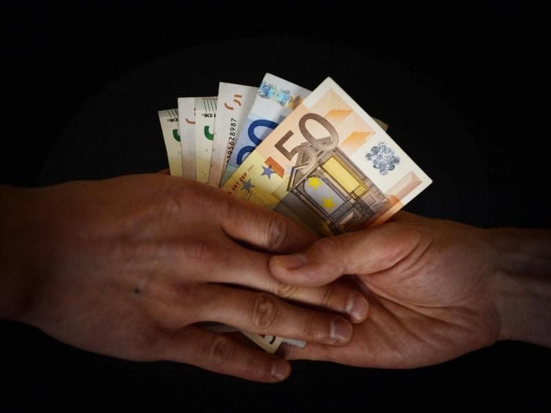 Geld regiert die Welt. Foto: Franziska Kraufmann