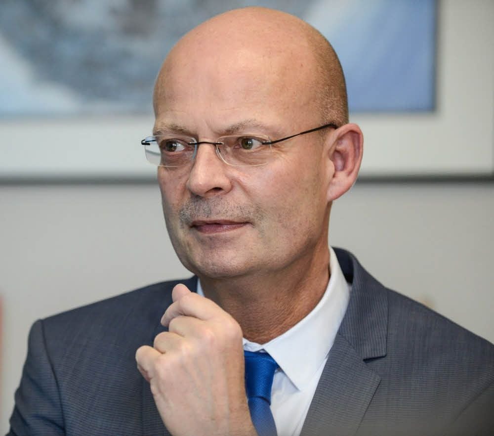 Halles Oberbürgermeister Bernd Wiegand hat runden Geburtstag.