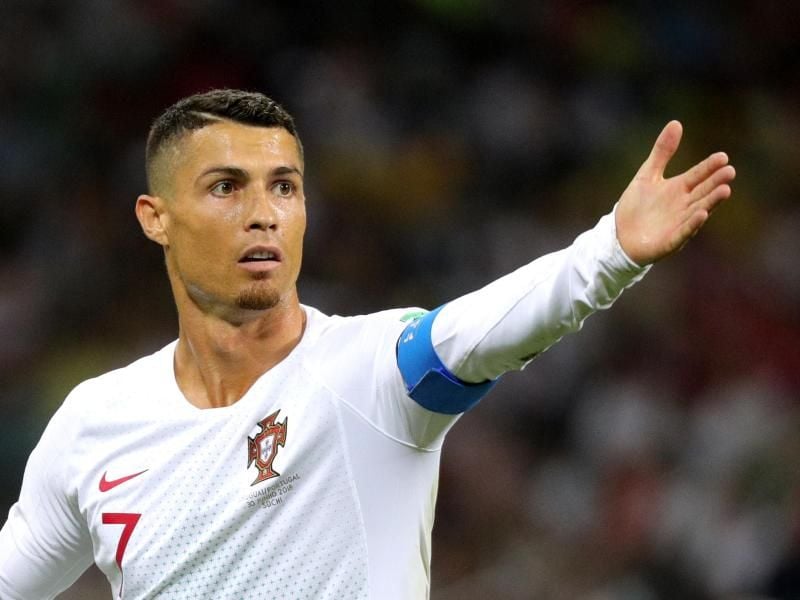 Spielt wieder für die portugiesische Nationalmannschaft: Cristiano Ronaldo aus Portugal gestikuliert. Foto: Christian Charisius