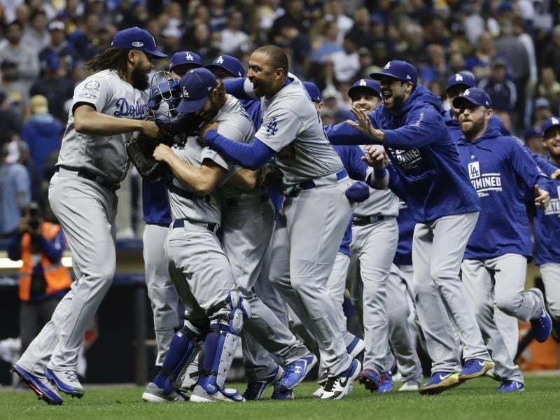 Die Los Angeles Dodgers feiern den Finaleinzug. Foto: Matt Slocum/AP