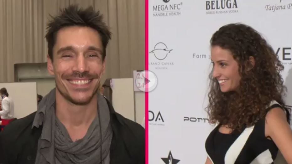 In der Serie sind die beiden als "David" und "Ayla" bekannt.