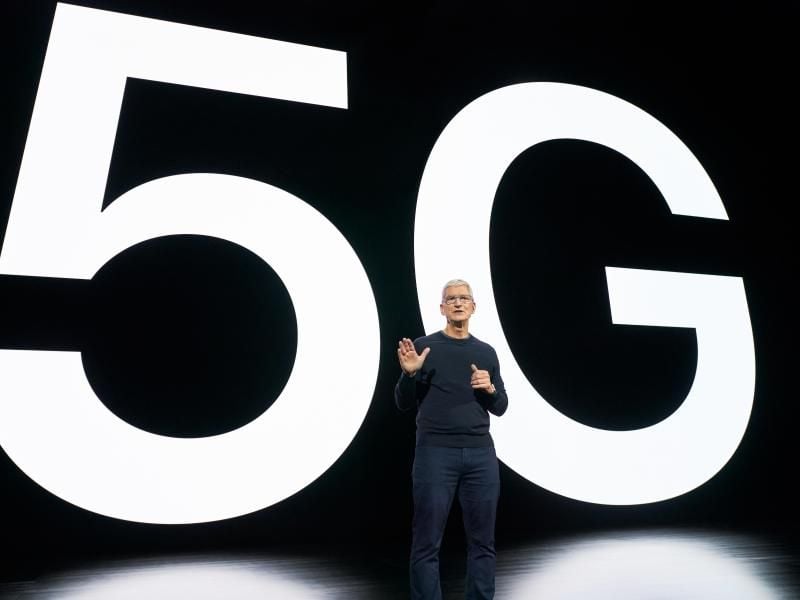 Apple-CEO Tim Cook stellt in einer Videoübertragung aus Cupertino die neue iPhone-Generation vor.