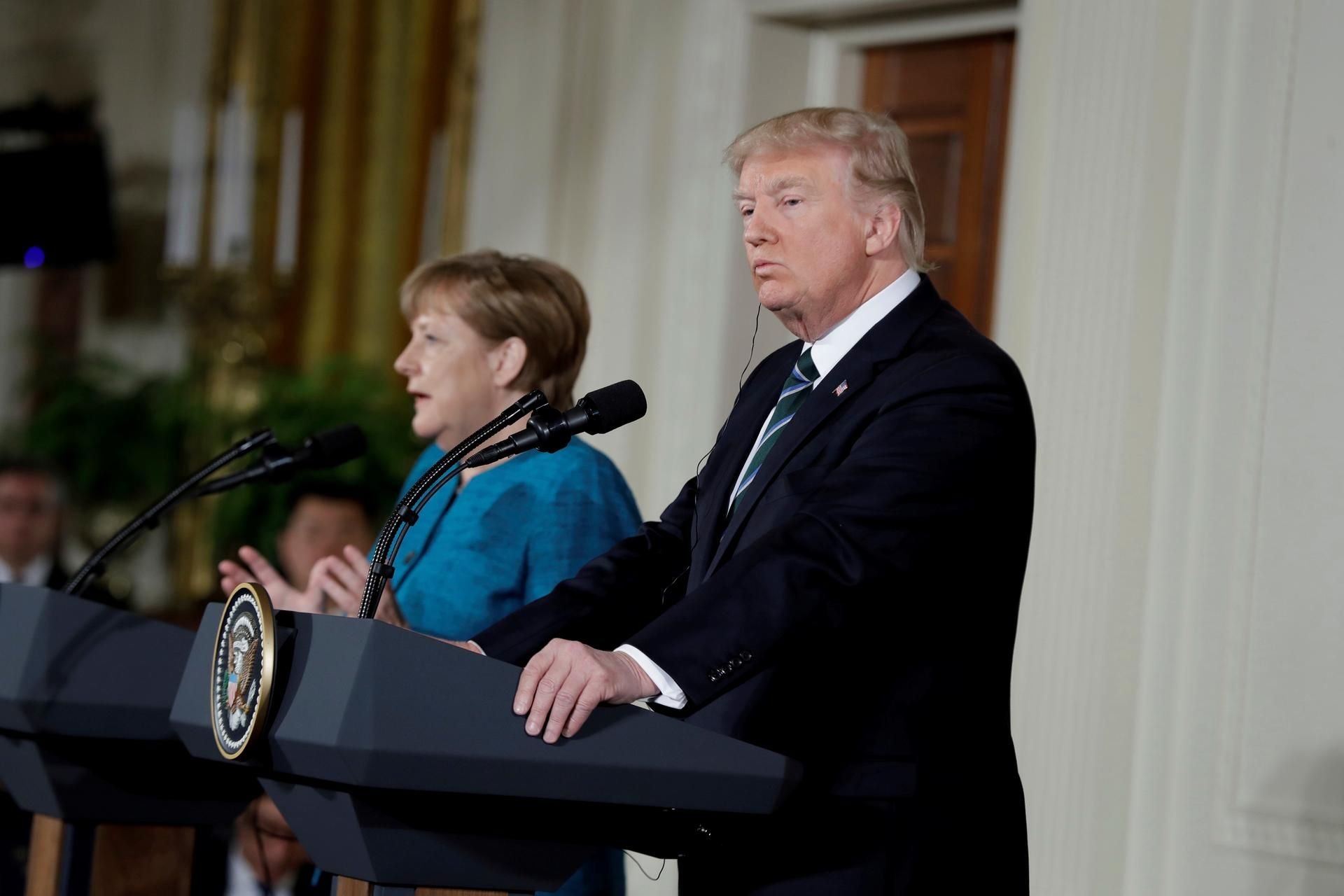 Trump und Merkel bei der Pressekonferenz im Weißen Haus.
