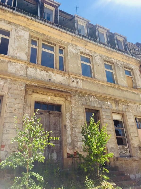 Aus diesem ehrwürdigen Haus am Brühl kann wieder etwas Schönes werden, das die historische Altstadt von Zeitz schmückt.