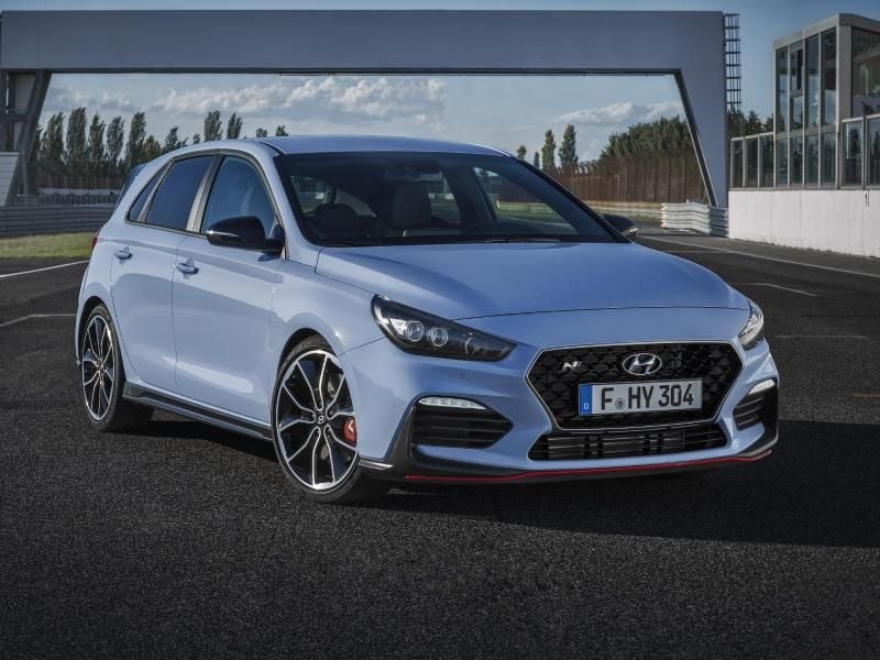 GTI-Gegner: Der sportliche i30N bekommt einen 2,0 Liter großen Benziner, der in zwei Leistungsstufen mit 184 kW/250 PS oder 202 kW/275 PS angeboten wird. Foto: Hyundai/dpa-tmn