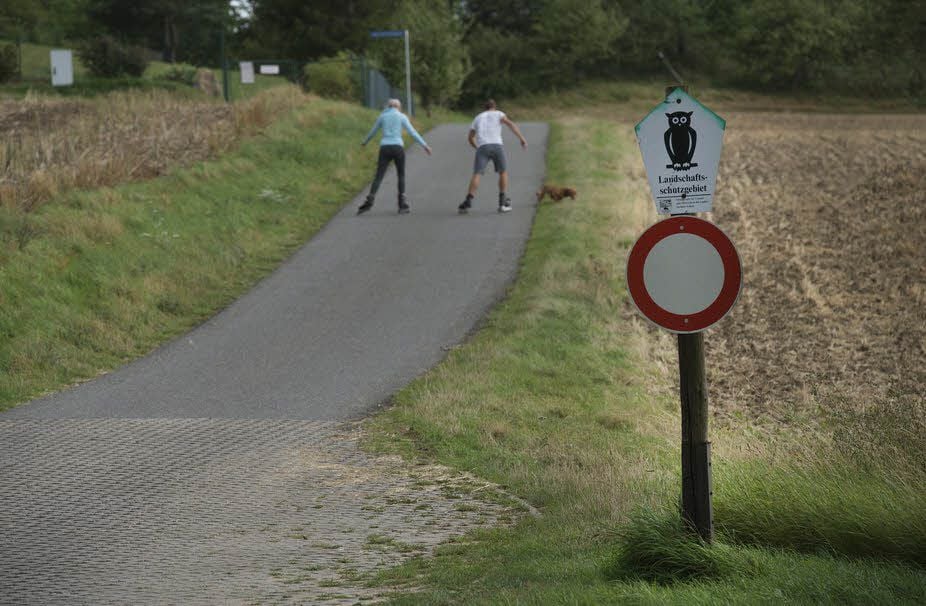 aus Richtung Warnstedt gilt: Durchfahrt verboten.