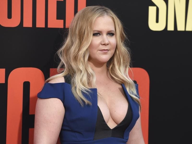 Amy Schumer hatte für die Hauptrolle im neuen Barbie-Film abgesagt. Kritik an ihrer Figur wies die Komikerin scharf zurück. Foto: Jordan Strauss