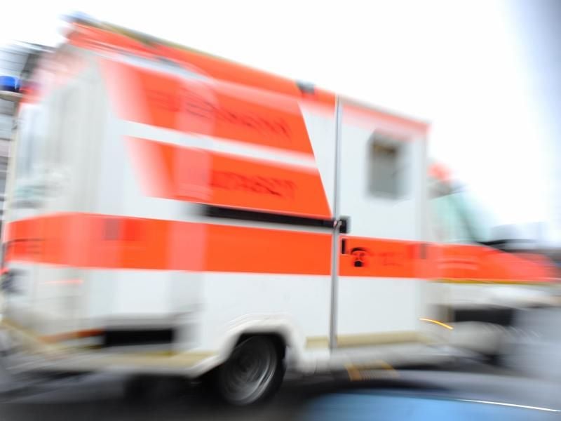 Ein Rettungswagen im Einsatz. Foto: A. Gebert/Archiv
