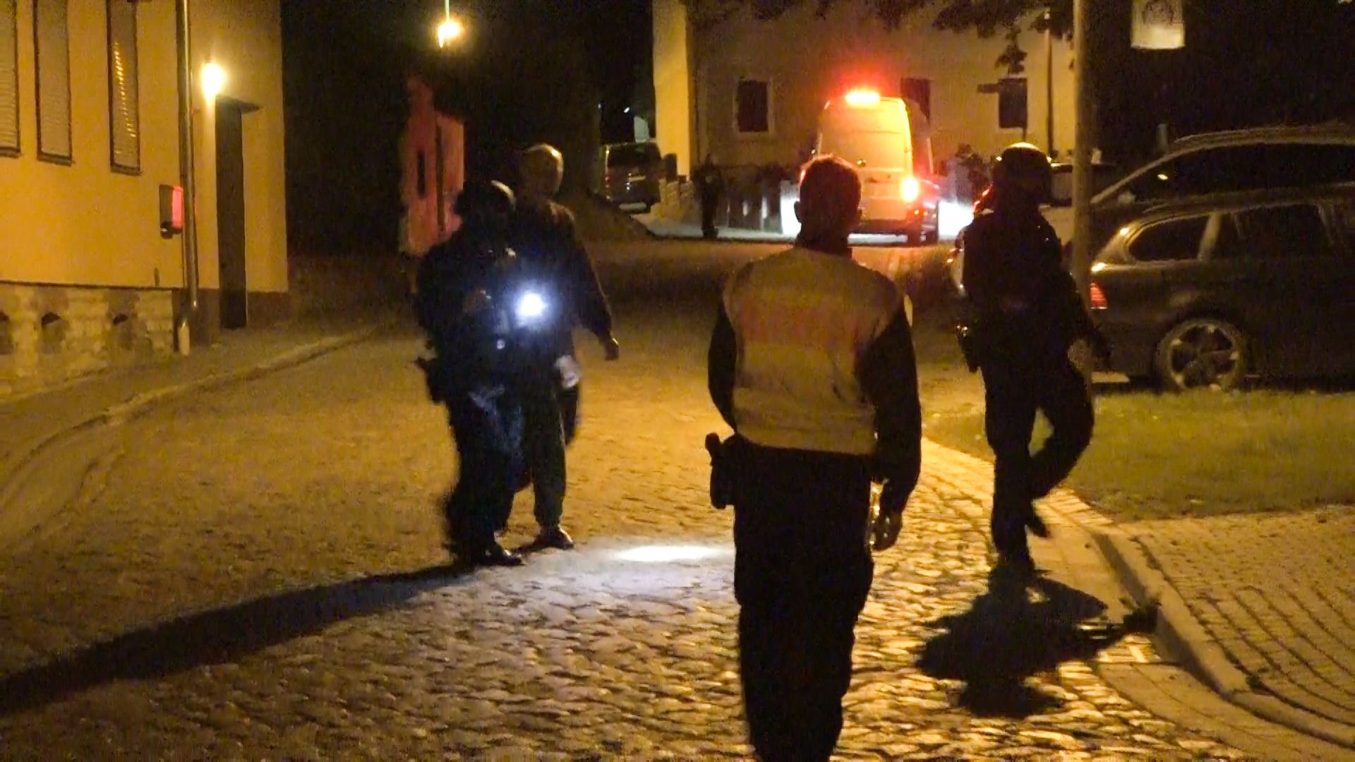 SEK-Einsatz in Eilenstedt im Haus eines Waffensammlers.