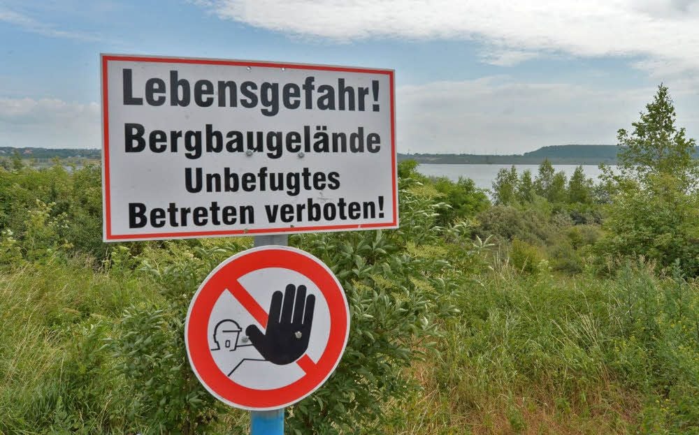 Bis 2019 wird das Verbotsschild am Concordiasee in Nachterstedt voraussichtlich noch hier stehen.