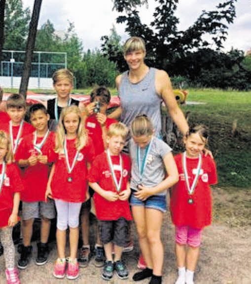 Diskus-Ass Nadine Müller hat ihre Sportart vorgestellt.