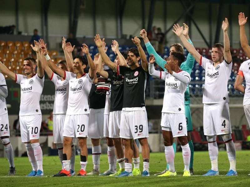 Im Hinspiel in Vaduz konnten die Eintracht-Profis einen Kantersieg bejubeln. Foto: Karl-Josef Hildenbrand