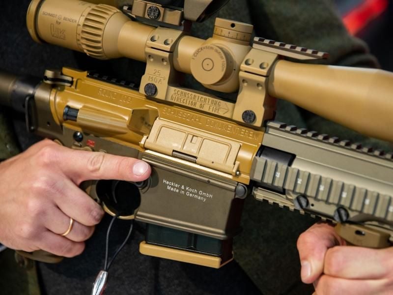 Ein Präzisionsgewehr vom Typ G28 des deutschen Waffen-Herstellers Heckler und Koch: Die Situation bei Heckler & Koch ist seit langem angespannt. Foto: Daniel Karmann