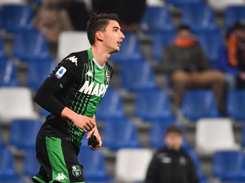 Sassuolos Filip Djuricic wurden gleich zwei Tore aberkannt. Foto: Massimo Paolone/Lapresse via ZUMA Press/dpa/Archiv