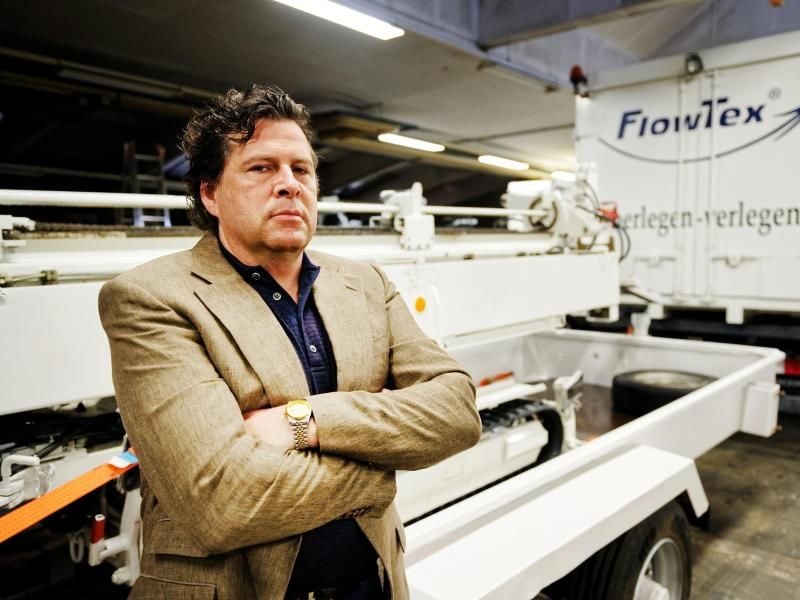 Der Skandal als Lachnummer: Die Flowtex-Satire „Big Manni” mich Hans-Jochen Wagner als Manfred Brenner. Foto: SWR/Benoît Linder
