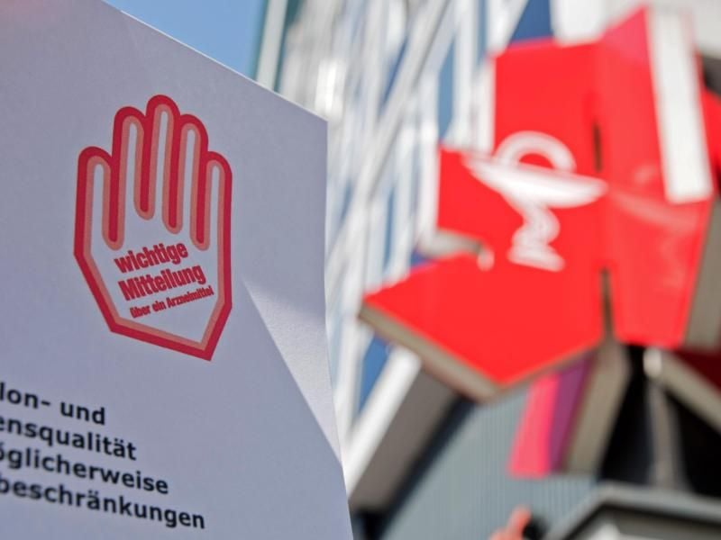 Ärzte und andere Angehörige von Heilberufen wurden in einem Rote-Hand-Brief aufgefordert, bestimmte Antibiotika nur noch stark eingeschränkt zu verschreiben. Foto: Julian Stratenschulte
