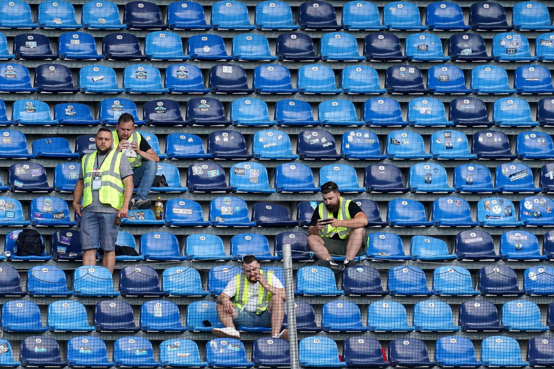 Gibt es bald wieder vollere Tribüne im deutschen Profi-Fußball?