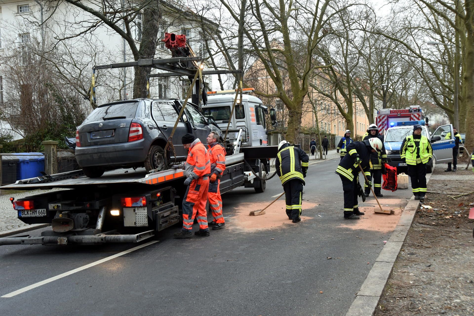 Trauer nach Unfall in Zeitz Tödlicher Unfall in Zeitz Jugendliche