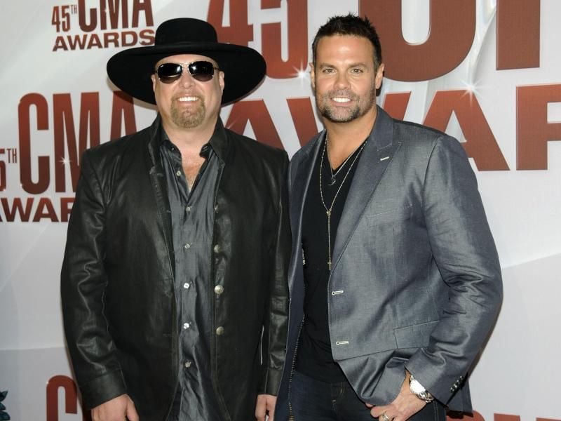 Troy Gentry (r) neben Mark Humphrey. Foto: Evan Agostini