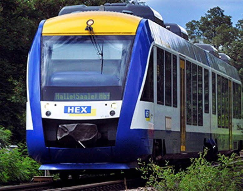 Ein Triebwagen des Harz-Elbe-Express