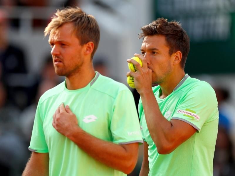 Bislang läuft es für Kevin Krawietz (l) und Andreas Mies auch bei den US Open gut. Foto: Pavel Golovkin/AP