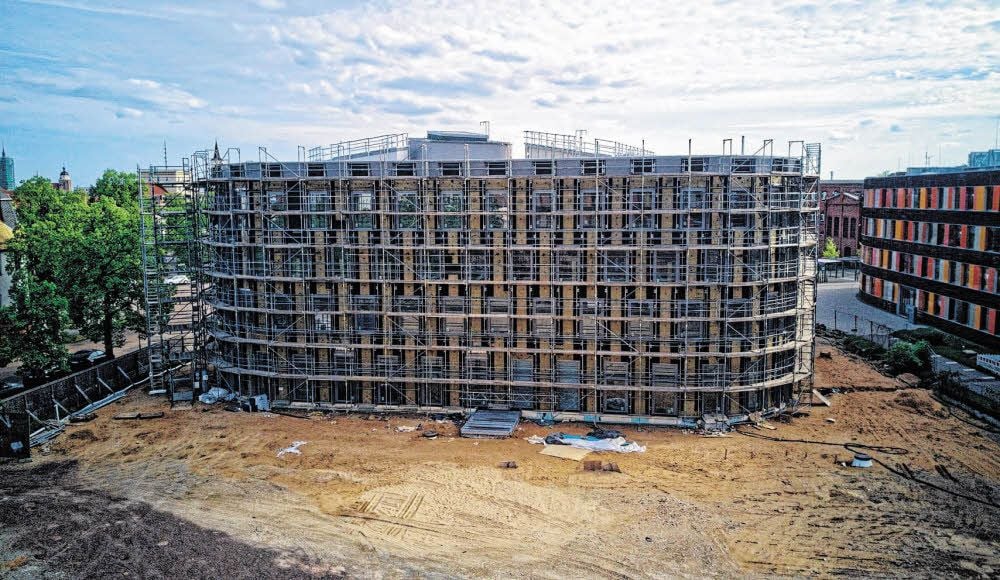 Der Erweiterungsbau des Umweltbundesamtes: Die Arbeiten an der Fassade sind eingestellt worden.