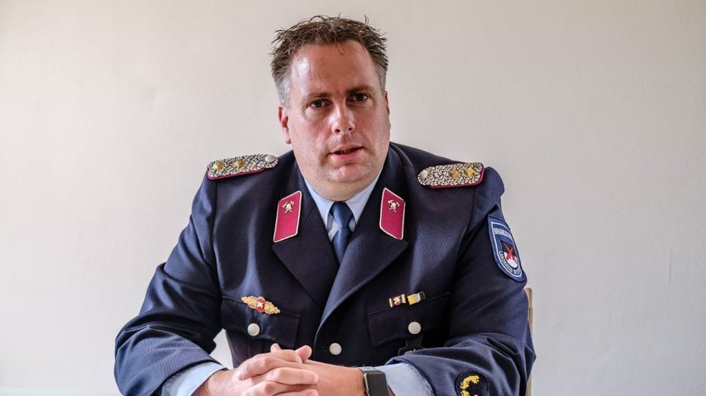 Neuer Kreisbrandmeister Neuer Kreisbrandmeister Peter von Geyso wird