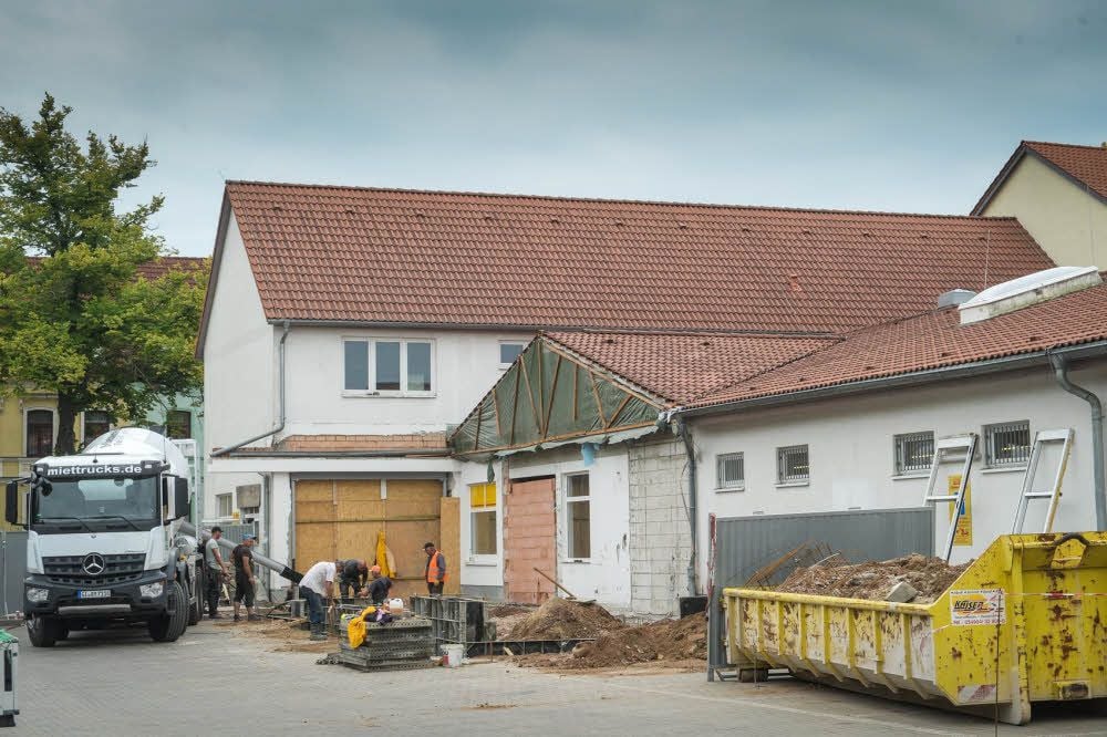 Der Netto-Einkaufsmarkt in der Leopoldstraße in Köthen wird umgebaut.